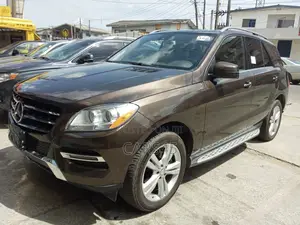 Mercedes-Benz M Class 2014 Brown