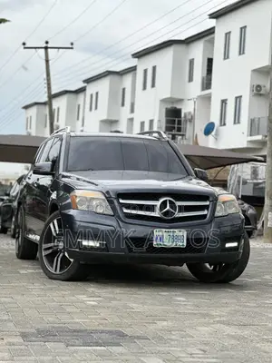Mercedes-Benz GLK-Class 350 4MATIC 2010 Gray