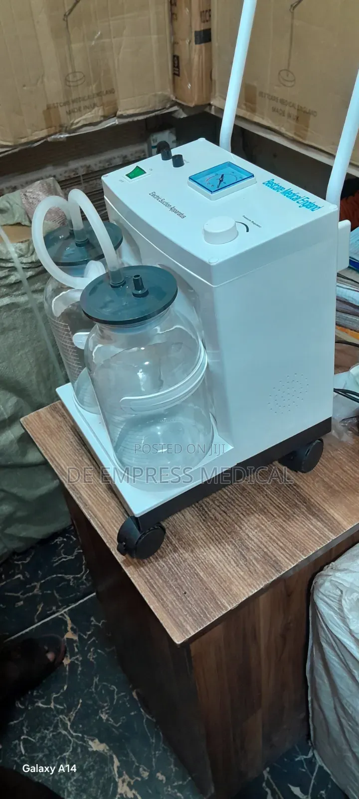 Double Bottle Suction Machine