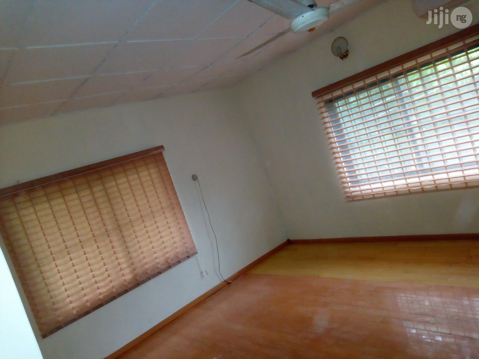 Blind Curtains Interior Decoration