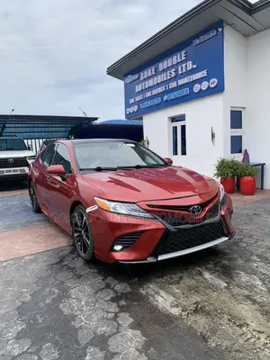 Toyota Camry 2020 Red