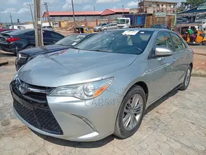 Toyota Camry 2015 Silver