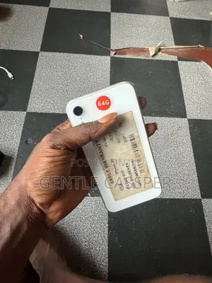 Apple iPhone XR 64 GB White