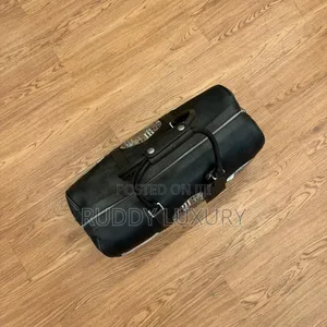 Derschutze Yasmin Duffle Bag – Premium Travel Gym Holdall