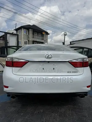 Lexus ES 350 FWD 2014 White