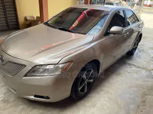 Toyota Camry LE 4dr Sedan (2.4L 4cyl 5A) 2007 Gold