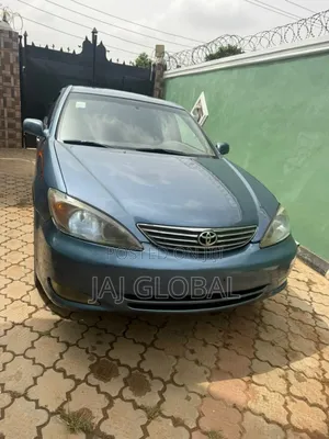 Toyota Camry 2004 Blue