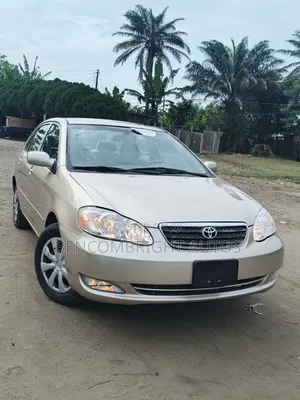 Toyota Corolla LE 2005 Gold