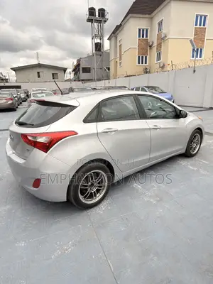 Hyundai Elantra 2016 Silver