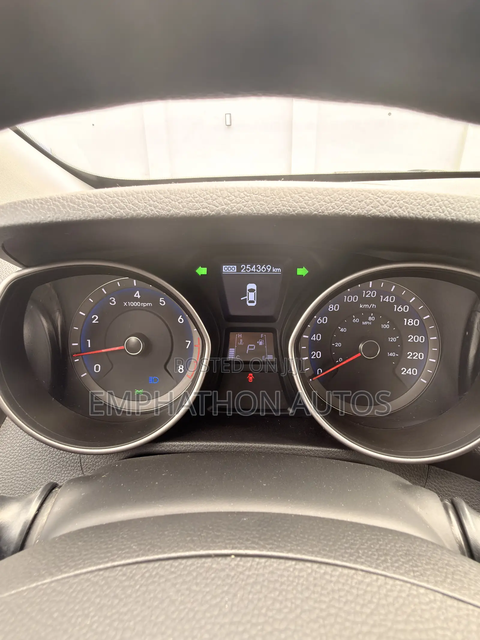 Hyundai Elantra 2016 Silver