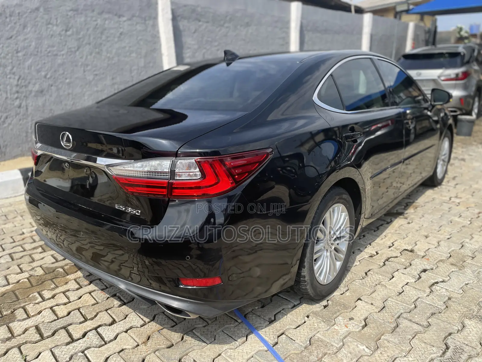 Lexus ES 2018 Black