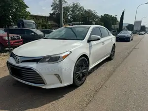 Toyota Avalon 2018 White