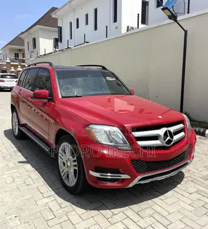 Mercedes-Benz GLK-Class 350 4MATIC 2014 Maroon