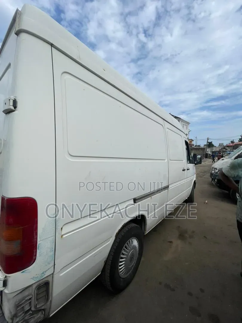 Volkswagen LT 2005 White