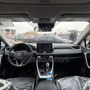 Toyota RAV4 2022 Black