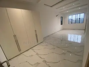 4bdrm Duplex in Ikeja for sale