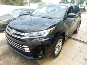 Toyota Highlander 2015 Black