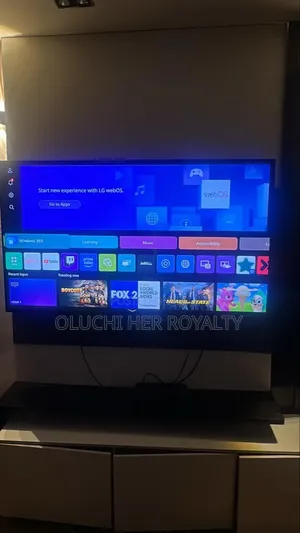 65' Uhd Smart Tv