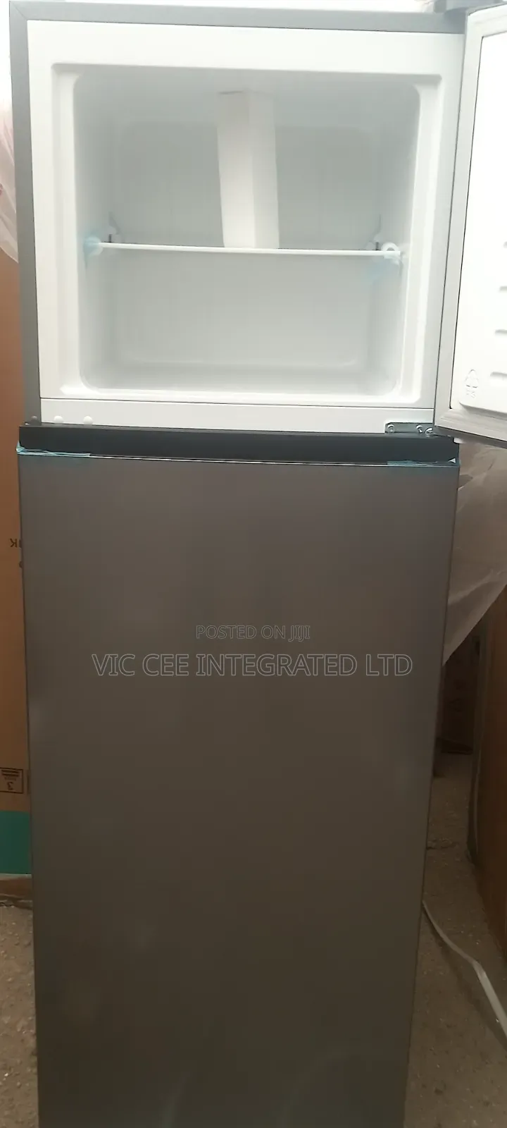 Hisense Fridge 306 Litres