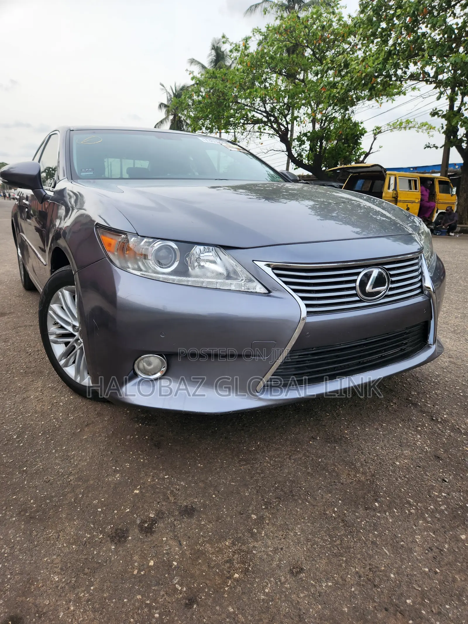 Lexus ES 2014 Gray