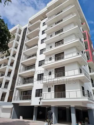 3bdrm Apartment in Victoria, Adeola Odeku for rent