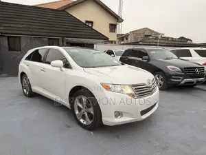 Toyota Venza 2010 White