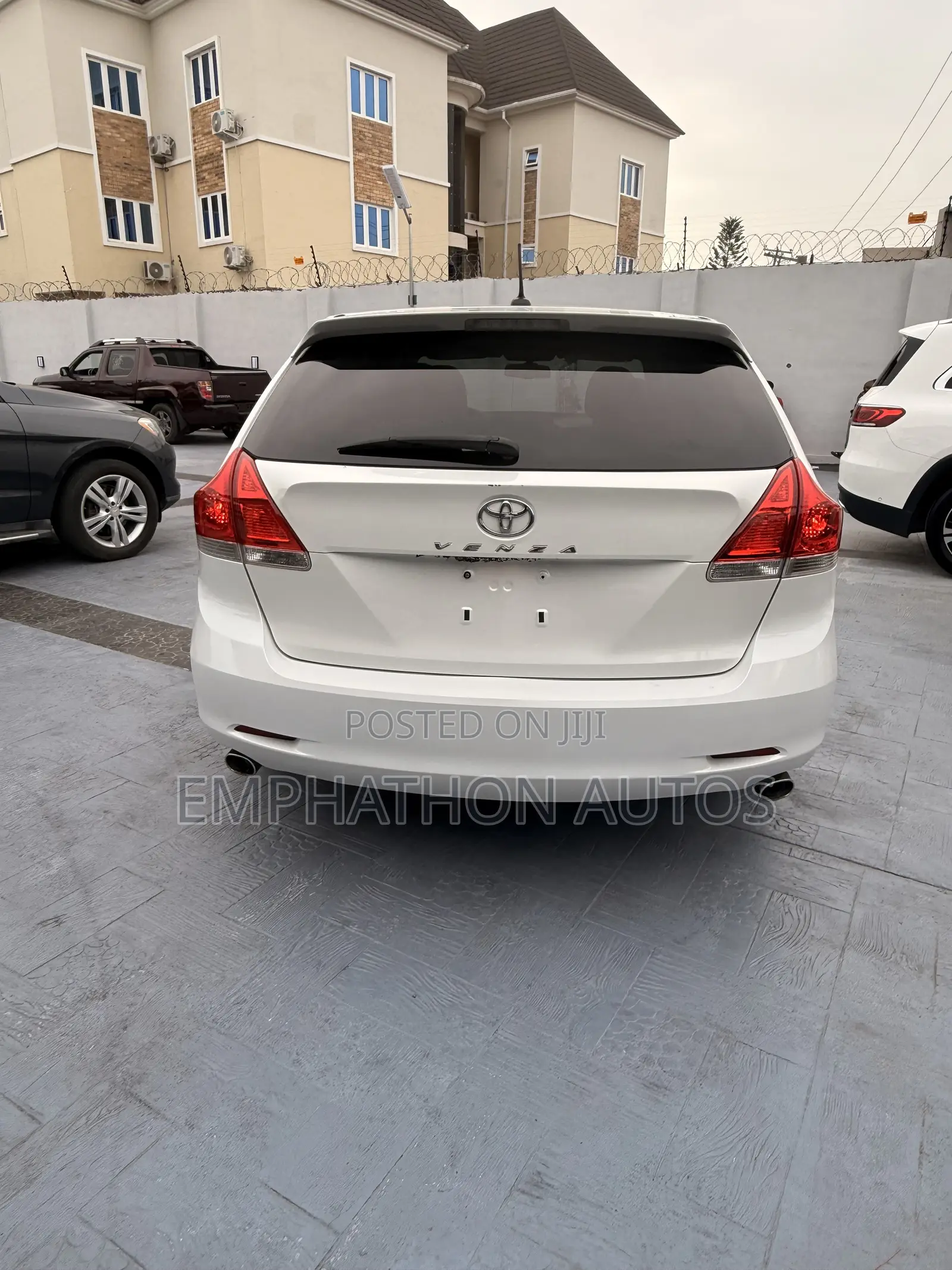 Toyota Venza 2010 White