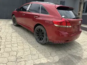 Toyota Venza LE 2009 Red