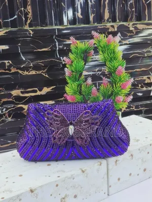 Luxury Crystal Butterfly Clutch Bag Rhinestone Bridal/Party Purse