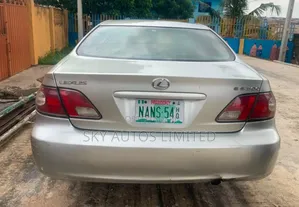 Lexus ES 300 2004 Silver