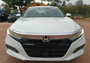Honda Accord EX-L 2.0T 2018 Off white