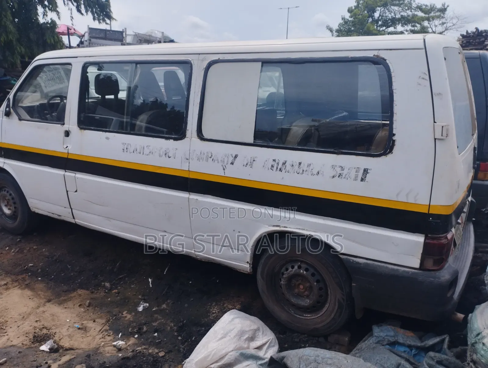 Volkswagen Transporter 2002 White