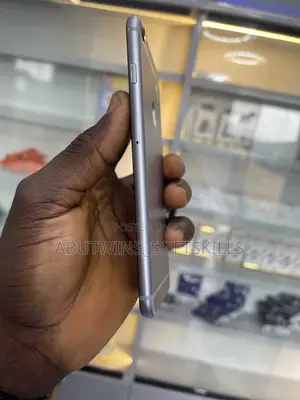 Apple iPhone 6 Plus 64 GB Silver