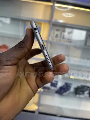 Apple iPhone 6 Plus 64 GB Silver