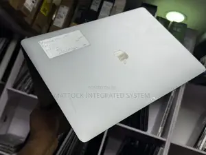 Laptop Apple MacBook Pro 2019 32GB Intel Core i9 SSD 512GB