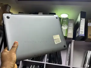 Laptop Apple MacBook Pro 2019 32GB Intel Core i9 SSD 512GB