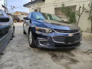 Chevrolet Malibu 2018 Blue