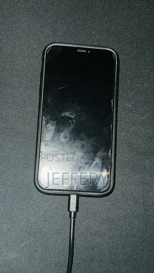 Apple iPhone XR 128 GB White