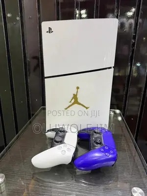 Play Station