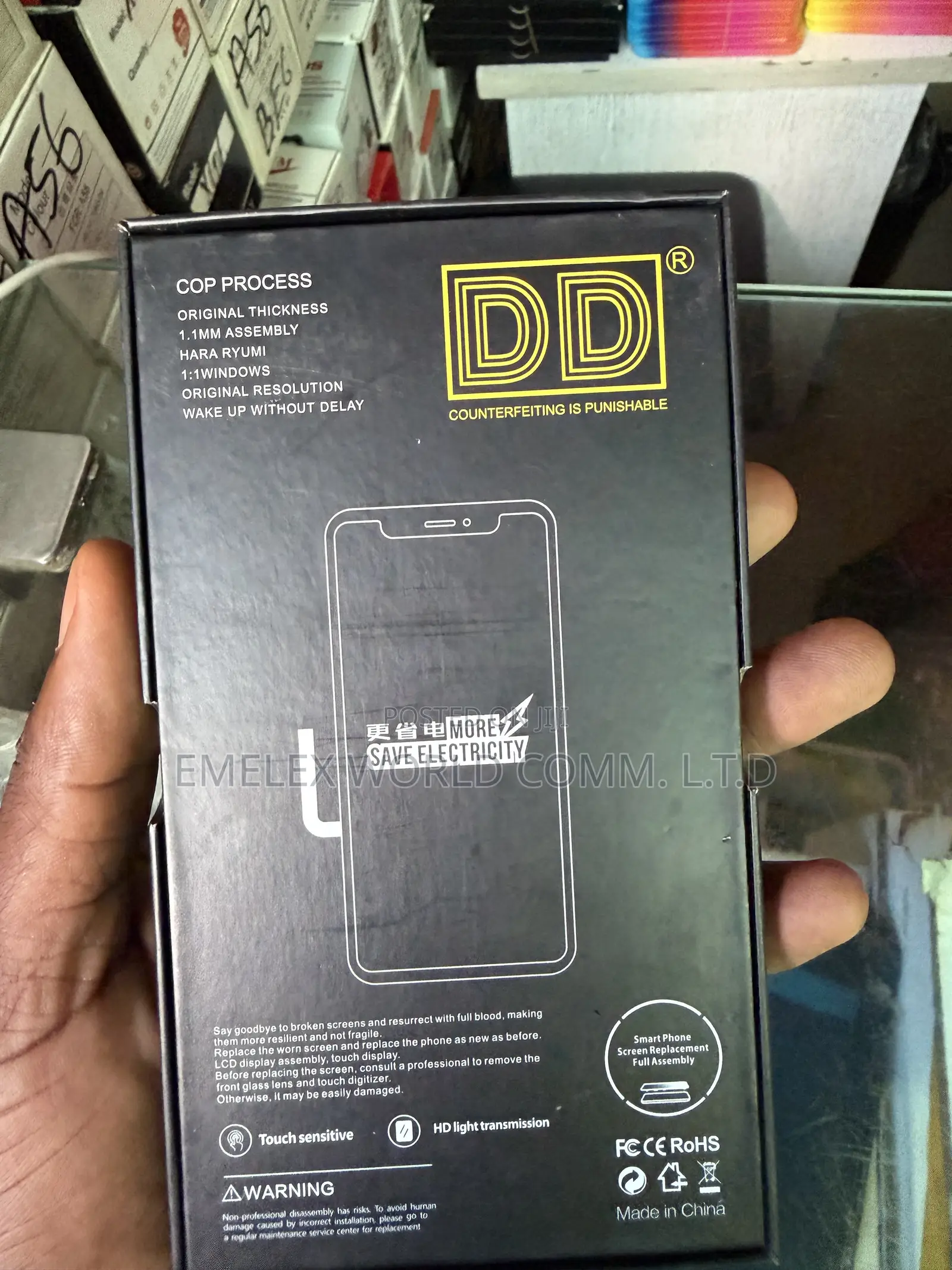 iPhone 16 Screen