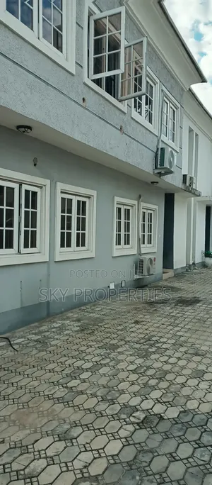 5bdrm Duplex in Furo Ezimora Estate, Lekki Phase 1 for rent