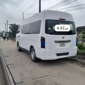 Nissan Caravan (Urvan) 2019 White