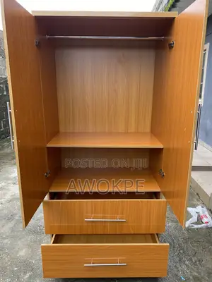 Zainaria Wardrobe