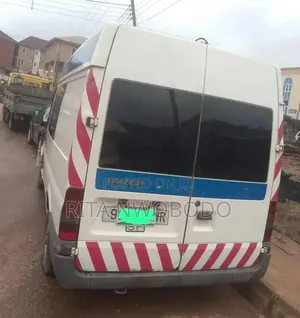 Ford Transit 2002 White