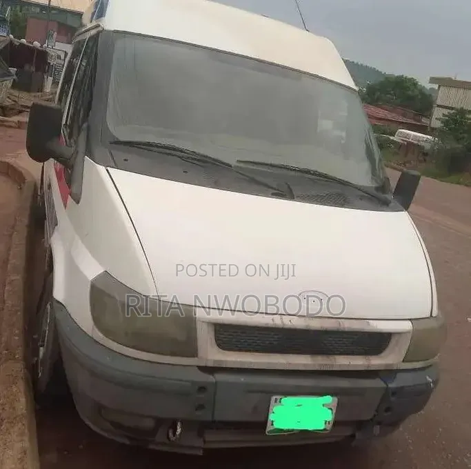 Ford Transit 2002 White