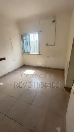 Mini Flat in Pedro for rent