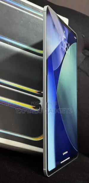 Apple iPad Pro 13 (2025) 256 GB Silver