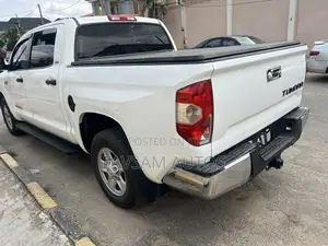 Toyota Tundra 2018 White