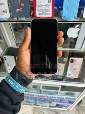 Apple iPhone 16 Plus 128 GB White