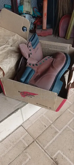 Red Wing Supersole 2245 Men's 6-inch Safety Toe Boot
